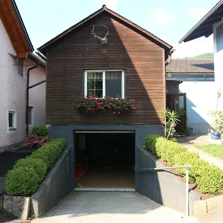 بيت ضيافة Romantikhaus Hufschmiede 3*