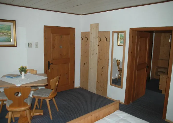 Romantikhaus Hufschmiede بيت ضيافة