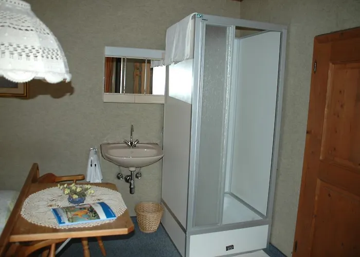 Romantikhaus Hufschmiede بيت ضيافة إنغليهارتزيل