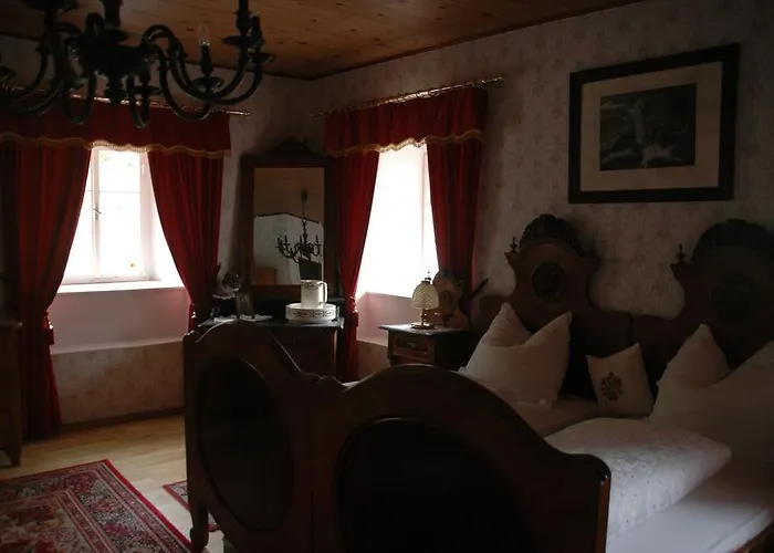 Romantikhaus Hufschmiede 게스트하우스 3*