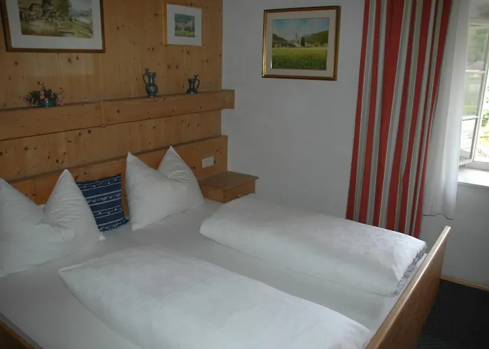 Romantikhaus Hufschmiede 게스트하우스 엔젤하르츠젤